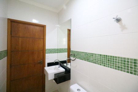 Casa à venda com 383m², 4 quartos e 5 vagasBanheiro da Garagem