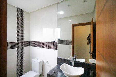 Casa à venda com 383m², 4 quartos e 5 vagasLavabo