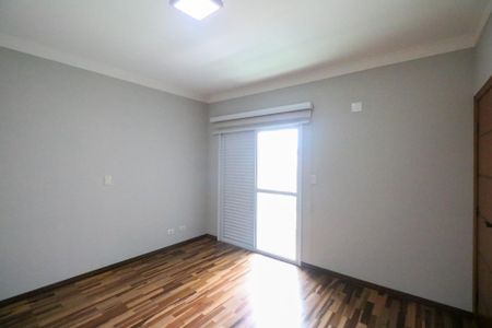 Casa à venda com 383m², 4 quartos e 5 vagasSuíte 3