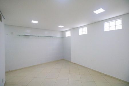 Casa à venda com 383m², 4 quartos e 5 vagasQuarto de Serviço