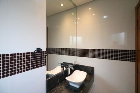 Casa à venda com 383m², 4 quartos e 5 vagasLavabo