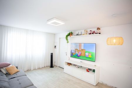 Apartamento para alugar com 94m², 3 quartos e 2 vagasSala