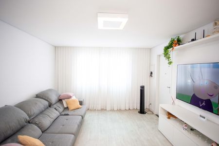 Sala de apartamento para alugar com 3 quartos, 94m² em Conceição, Diadema