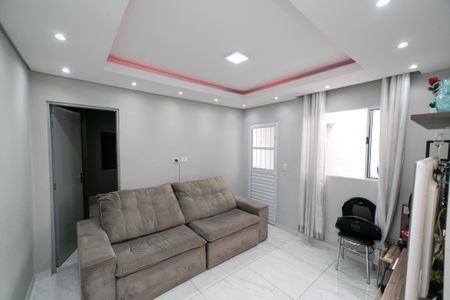 Casa à venda com 102m², 2 quartos e 1 vagaSala