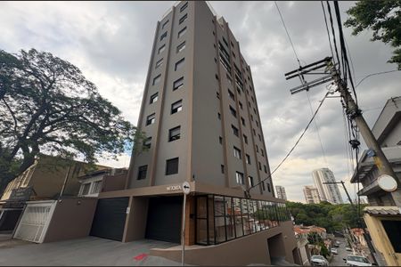 Apartamento para alugar com 56m², 2 quartos e 1 vaga Apartamento para alugar com 56m², 2 quartos e 1 vagaFachada