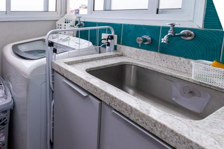 Apartamento à venda com 60m², 2 quartos e 1 vagaÁrea de Serviço