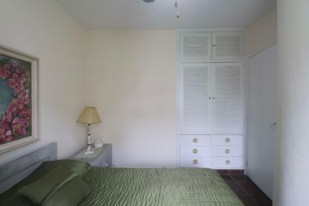 Quarto de apartamento para alugar com 2 quartos, 74m² em Enseada, Guarujá