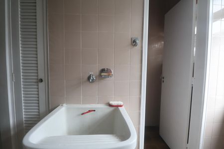 Apartamento para alugar com 74m², 2 quartos e 1 vagaÁrea de Serviço