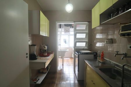 Apartamento para alugar com 74m², 2 quartos e 1 vagaCozinha