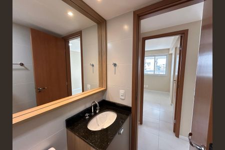 Apartamento à venda com 62m², 2 quartos e 1 vagaBanheiro Social