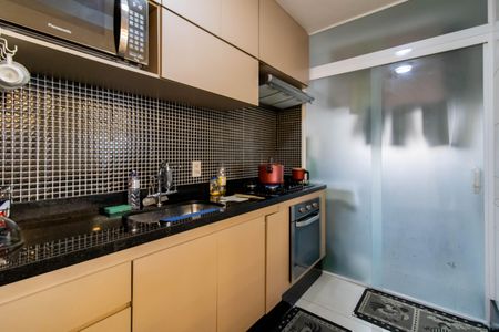 Apartamento à venda com 77m², 3 quartos e 2 vagasCozinha