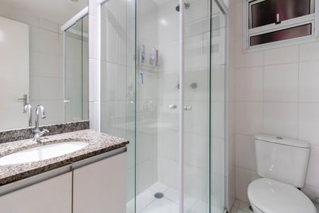 Apartamento à venda com 77m², 3 quartos e 2 vagasBanheiro 