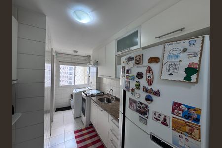 Apartamento à venda com 81m², 2 quartos e 1 vaga Apartamento à venda com 81m², 2 quartos e 1 vagaCozinha e Área de Serviço