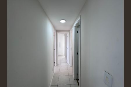 Apartamento à venda com 81m², 2 quartos e 1 vaga Apartamento à venda com 81m², 2 quartos e 1 vagaCorredor