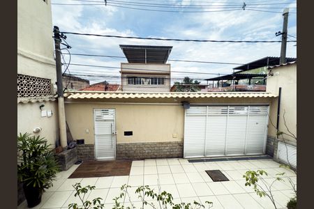 Sala Vista de casa à venda com 3 quartos, 150m² em Irajá, Rio de Janeiro