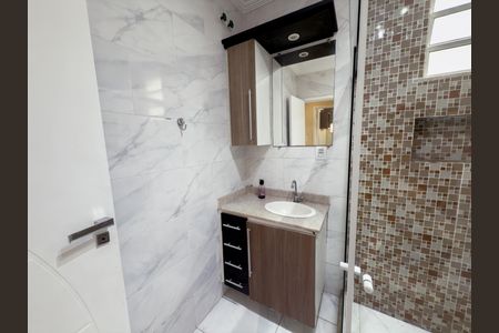 Casa à venda com 150m², 3 quartos e 1 vagaBanheiro