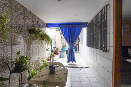 Casa à venda com 126m², 3 quartos e 3 vagasÁrea de entrada 