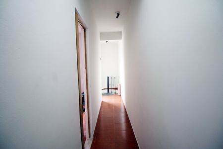Corredor 2º piso de casa à venda com 3 quartos, 115m² em Vicente de Carvalho, Rio de Janeiro