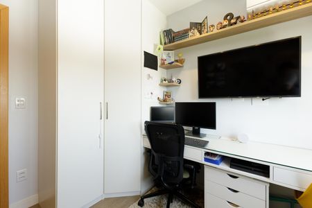 Apartamento à venda com 80m², 3 quartos e 2 vagasQuarto 2 