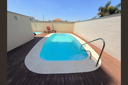 Apartamento à venda com 80m², 3 quartos e 2 vagasÁrea comum - Piscina