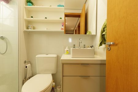 Apartamento à venda com 80m², 3 quartos e 2 vagasBanheiro Social 