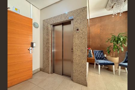 Apartamento à venda com 80m², 3 quartos e 2 vagasElevador 