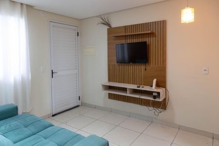 Sala de apartamento para alugar com 2 quartos, 50m² em Jardim Albertina, Guarulhos