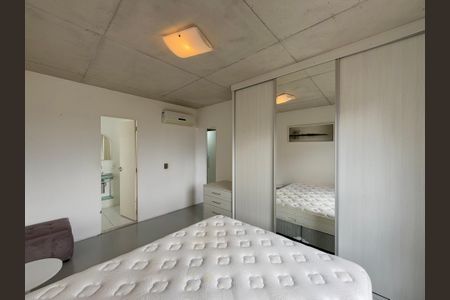 Apartamento para alugar com 70m², 1 quarto e 1 vagaSuíte 