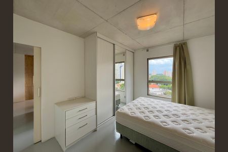 Apartamento para alugar com 70m², 1 quarto e 1 vagaSuíte 