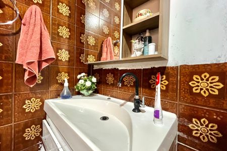 Casa à venda com 286m², 3 quartos e 4 vagasBanheiro Corredor