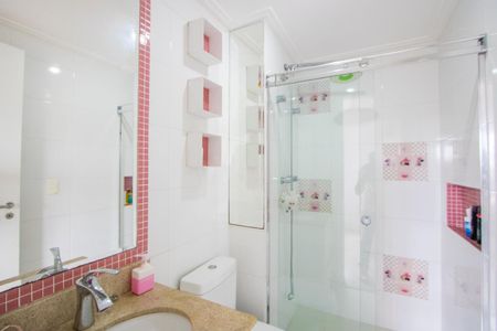 Apartamento à venda com 86m², 2 quartos e 2 vagasBanheiro do quarto 2