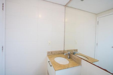 Apartamento à venda com 86m², 2 quartos e 2 vagasBanheiro do quarto 1
