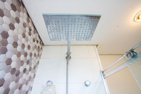 Apartamento à venda com 86m², 2 quartos e 2 vagasBanheiro do quarto 1