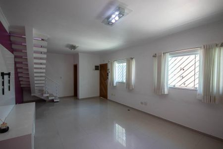 Casa à venda com 111m², 3 quartos e 3 vagasSala 