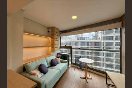 Sala de kitnet/studio para alugar com 1 quarto, 32m² em Itaim Bibi, São Paulo