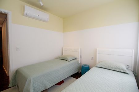 Apartamento à venda com 97m², 2 quartos e 1 vagaQuarto