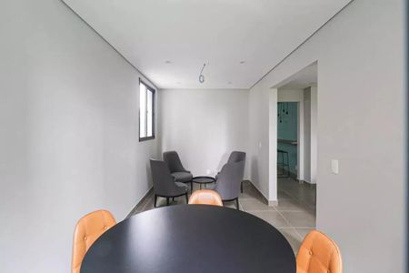 Apartamento para alugar com 39m², 2 quartos e sem vaga Apartamento para alugar com 39m², 2 quartos e sem vagaÁrea comum - Salão de festas