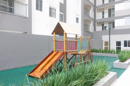 Apartamento à venda com 37m², 2 quartos e sem vagaÁrea comum - Playground