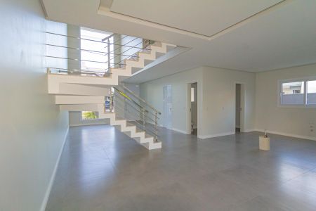 Casa de condomínio à venda com 228m², 3 quartos e 2 vagasSala/Cozinha