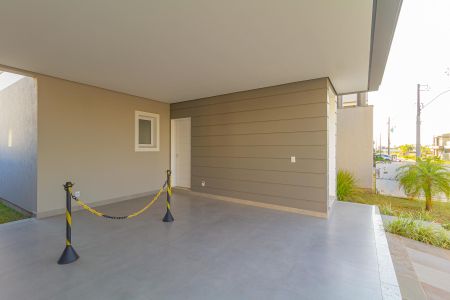 Casa de condomínio à venda com 228m², 3 quartos e 2 vagasGaragem