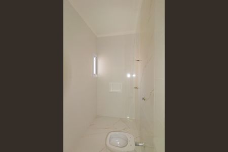 Casa de condomínio à venda com 228m², 3 quartos e 2 vagasBanheiro da Suíte 2