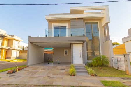 Casa de condomínio à venda com 228m², 3 quartos e 2 vagasFachada