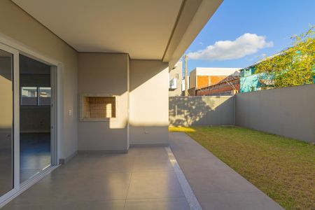 Casa de condomínio à venda com 228m², 3 quartos e 2 vagas Casa de condomínio à venda com 228m², 3 quartos e 2 vagasVaranda da Suíte 3