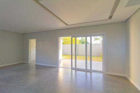 Casa de condomínio à venda com 228m², 3 quartos e 2 vagasSala/Cozinha