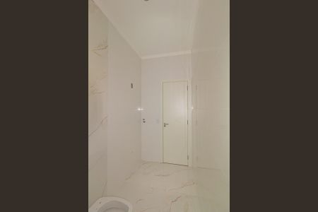 Casa de condomínio à venda com 228m², 3 quartos e 2 vagasBanheiro da Suíte 2