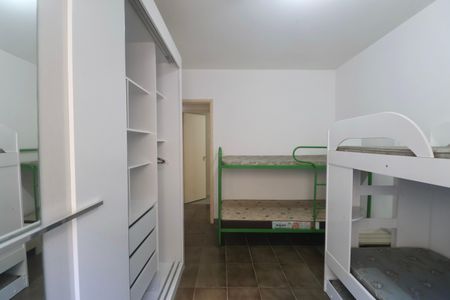 Quarto de apartamento para alugar com 1 quarto, 56m² em Jardim Belmar, Guarujá