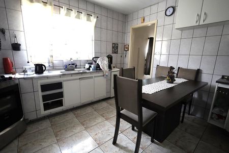 Casa para alugar com 164m², 5 quartos e 2 vagasCozinha 2