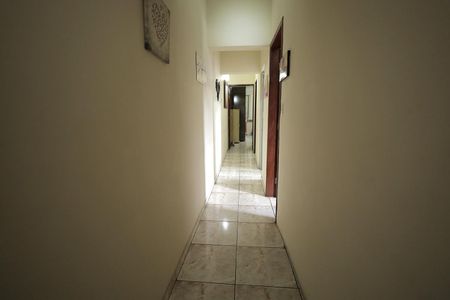 Casa para alugar com 164m², 5 quartos e 2 vagasCorredor