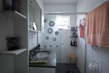 Casa para alugar com 164m², 5 quartos e 2 vagasBanheiro 2