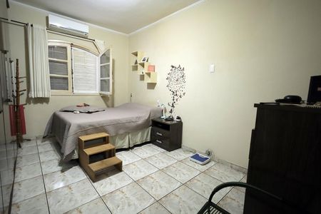 Casa para alugar com 164m², 5 quartos e 2 vagasQuarto 5